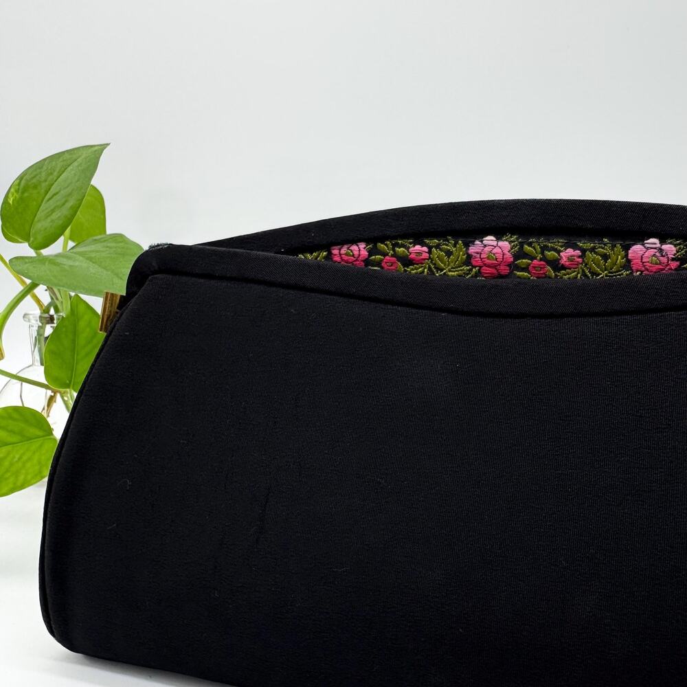 Vintage 1950s Black Crepe Silk Gold Frame Embroidered Clutch Purse
